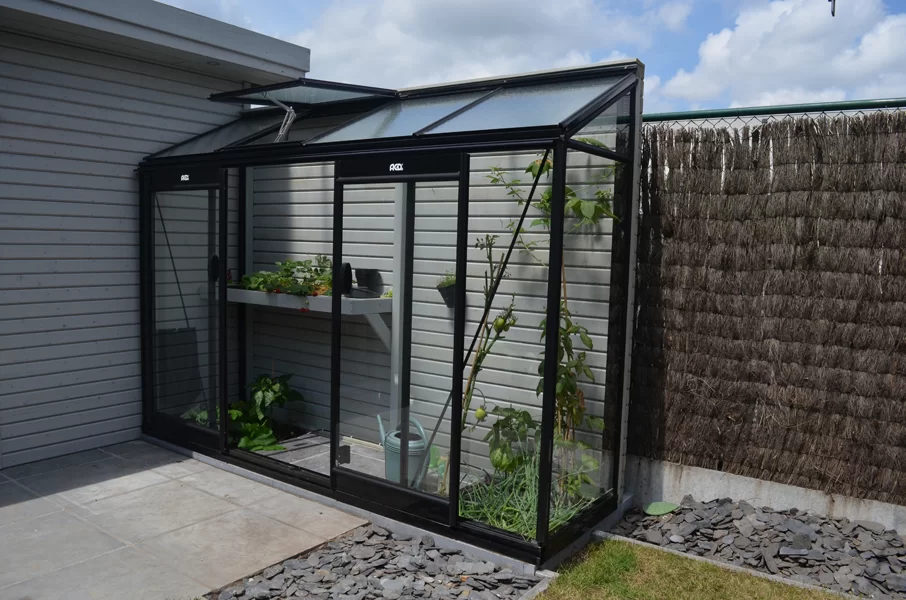 Serre murale ACD Miccolo M04 Blackline — photographie fabricant