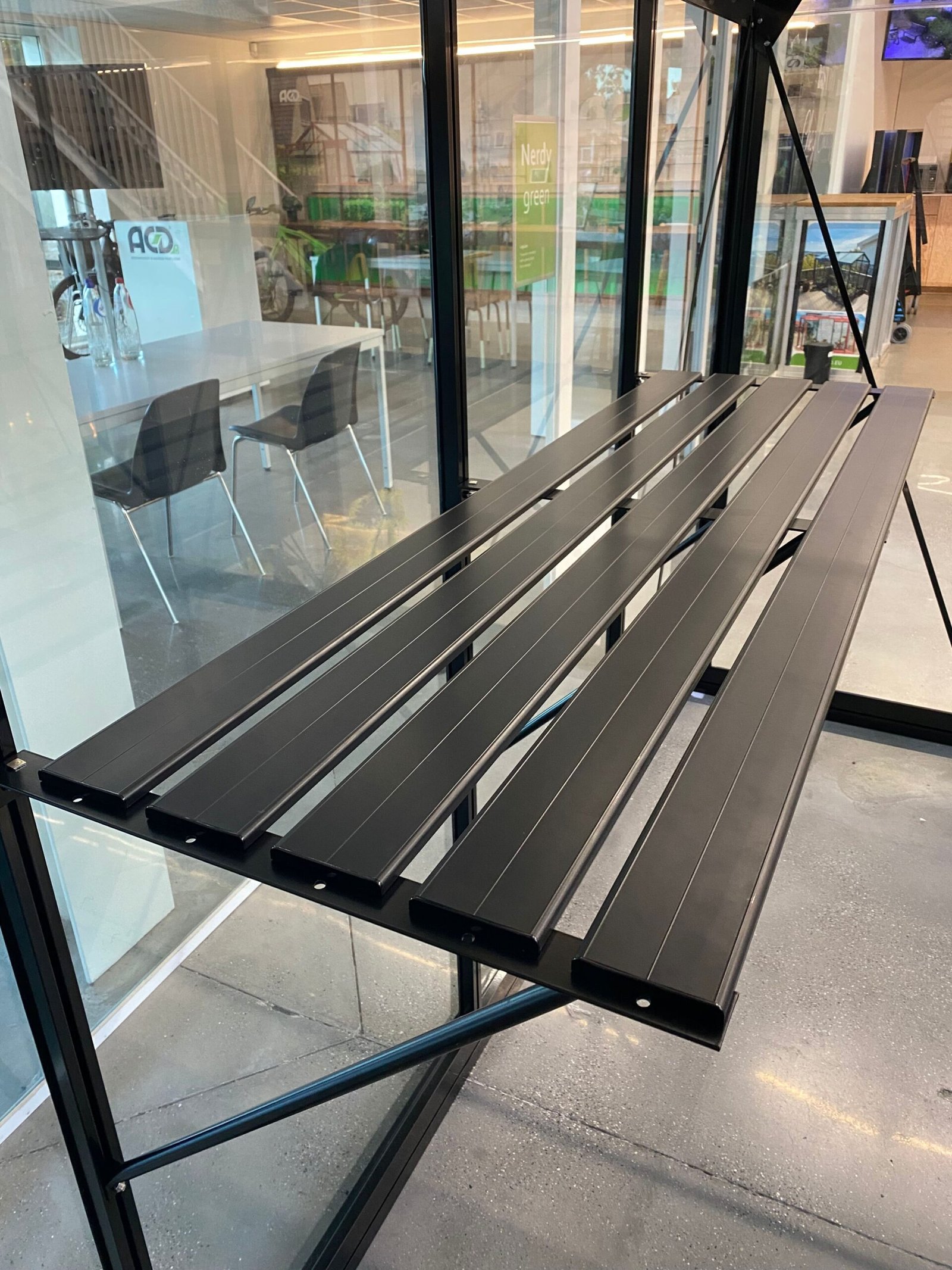 Table en aluminium noir ACD